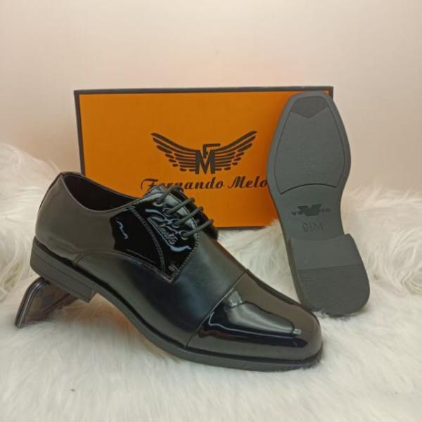 Men shoe
